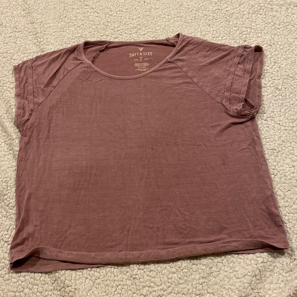 Purple soft tshirt AEO - Picture 1 of 5